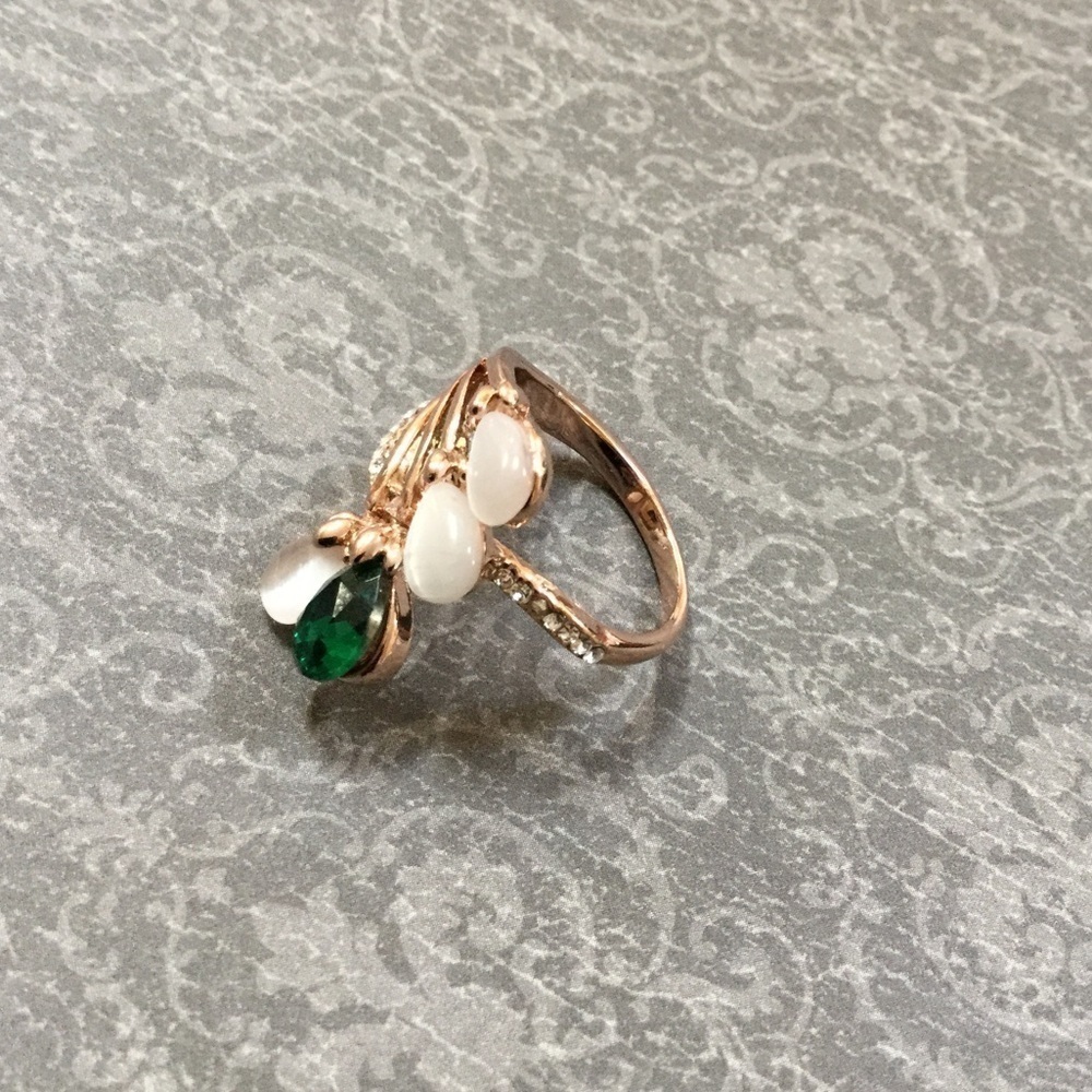 Gold plated Ring NWT